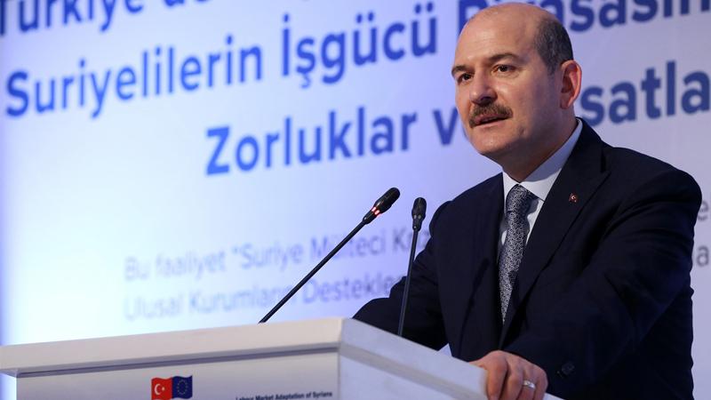وزير الداخلية التركي ينفي إمكانية التراجع عن المهلة الممنوحة للاجئين السوريين المخالفين في إسطنبول