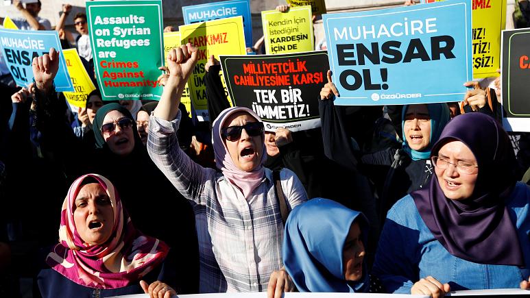 دراسة : تراجع قبول الأتراك للاجئين السوريين إلى حد كبير