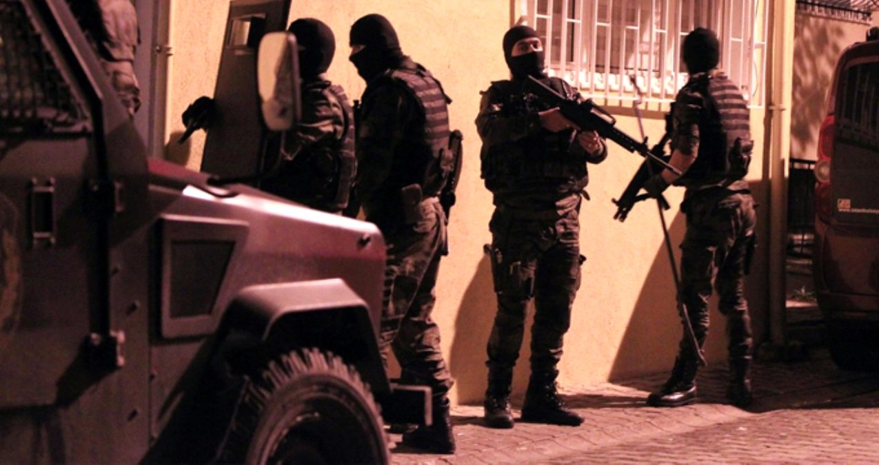 تركيا.. القبض على 6 سوريين بتهمة الانتماء لتنظيم الدولة