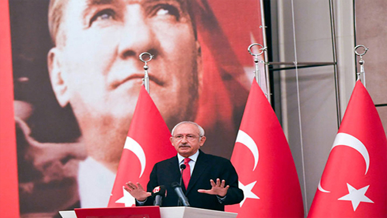 زعيم المعارضة التركية يثير سخطا واسعا بسبب انتقاده سياسة الحكومة الخارجية