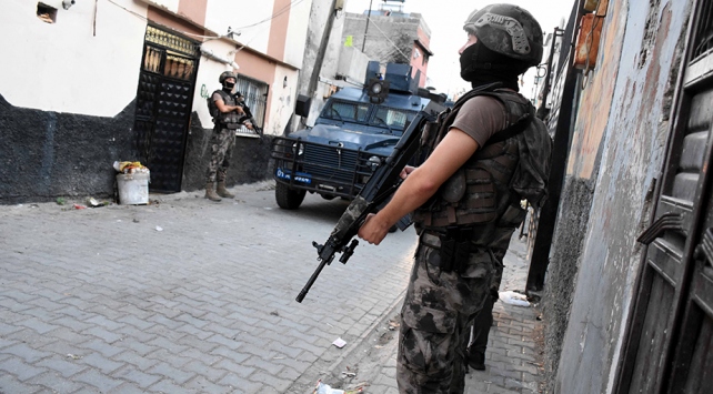 تركيا.. اعتقال 391 شخصاً بشبهة الانتماء إلى “تنظيمات إرهابية”
