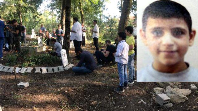 طفل سوري يشنق نفسه حتى الموت في ولاية كوجالي التركية وهذا هو السبب..