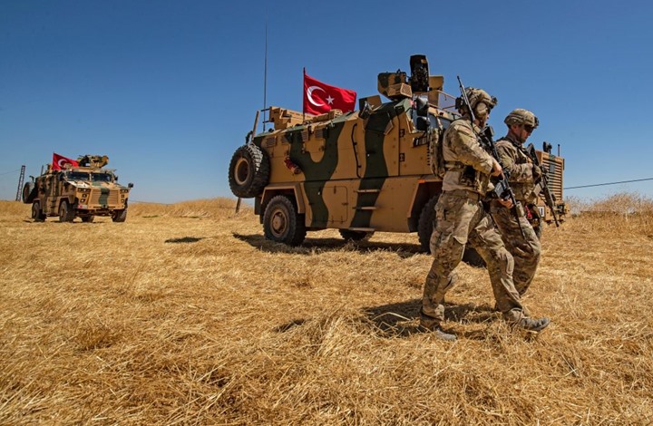 مقتل جنديين تركيين قرب الحدود مع سوريا في هجوم بقذائف هاون