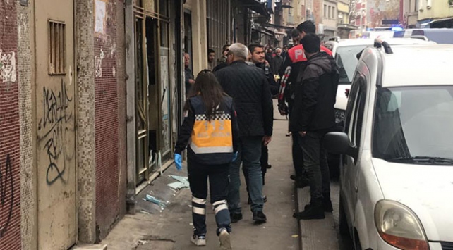 إصابة 4 مواطنين أتراك بهجوم مسلح شنه مجهولون في إسطنبول