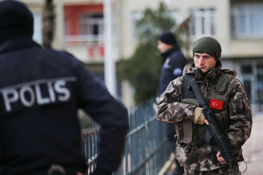 السلطات التركية توقف فرنسية لرغبتها في الانضمام إلى تنظيم الدولة
