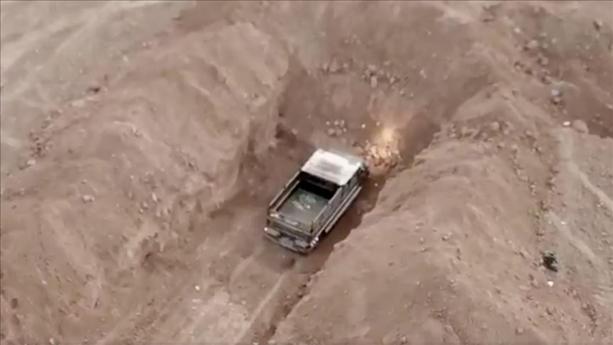 القوات التركية تضبط سيارة ملغمة في تل أبيض السورية