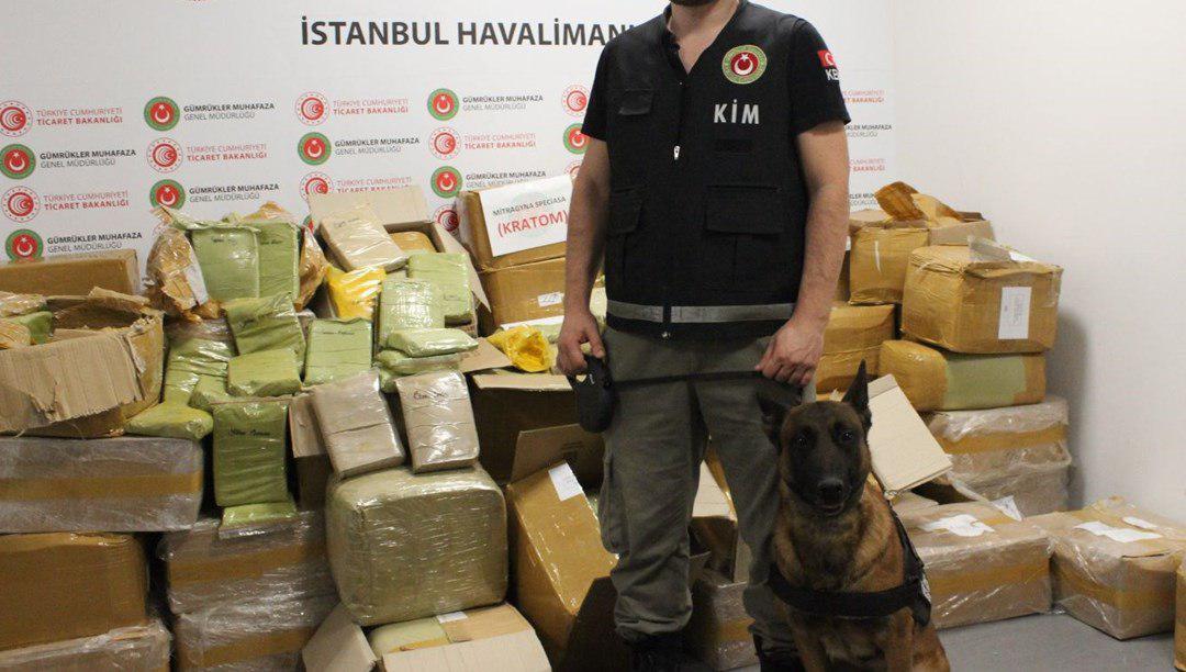 فرق الجمارك في مطار إسطنبول تحبط محاولة تهريب 1.7 طناً من المخدرات