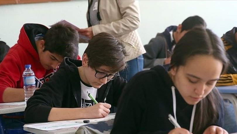 الطلاب الأتراك يتقدمون عالميًا في الرياضيات و العلوم و القراءة