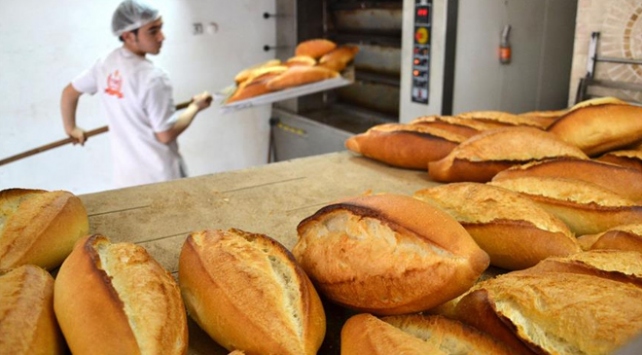 التراجع عن قرار زيادة أسعار الخبز في أنقرة
