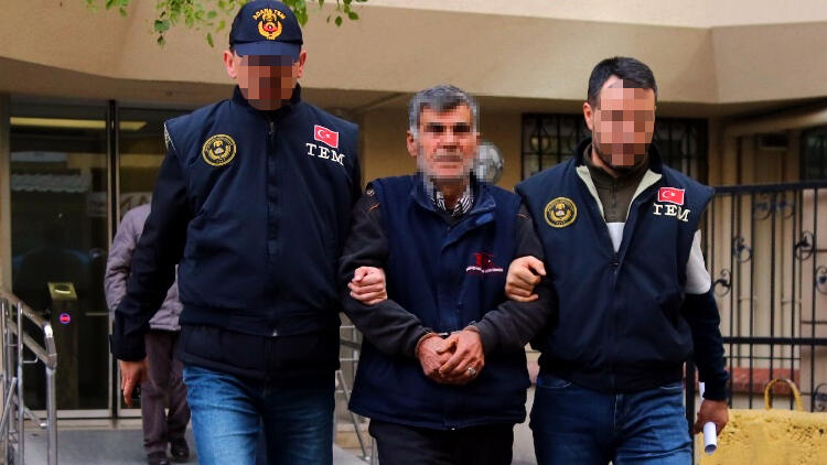 السلطات التركية تعتقل سورياً بتهمة التخابر مع “قسد”