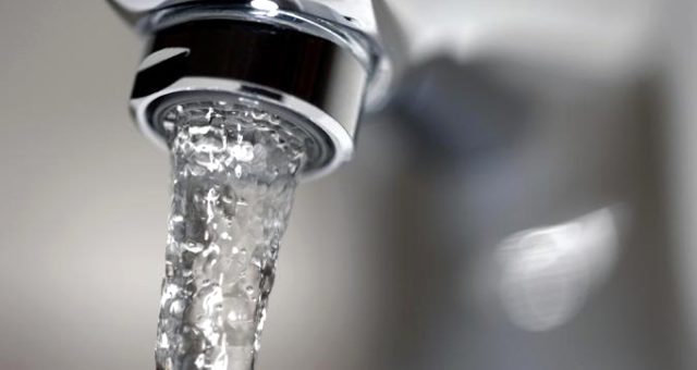 بلديات حزب “العدالة والتنمية” تتنافس في الإعلان عن تخفيض أسعار المياه
