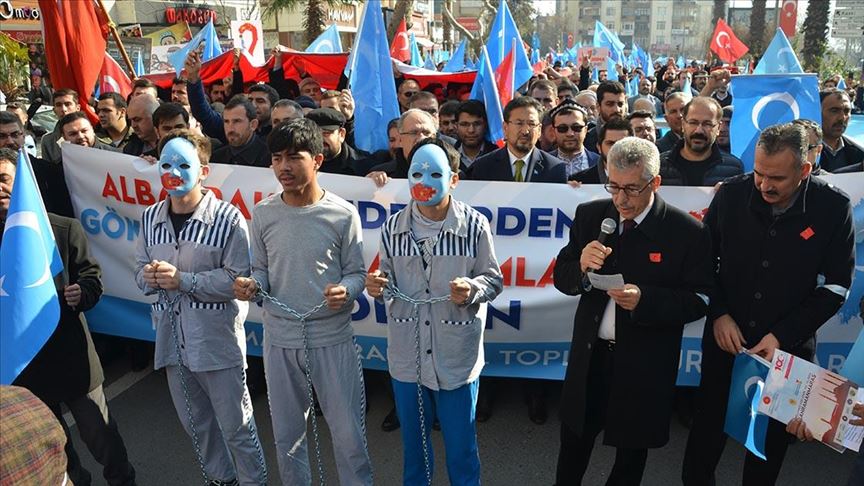 آلاف الأتراك يحتجون ضد القمع الصيني لمسلمي الأويغور