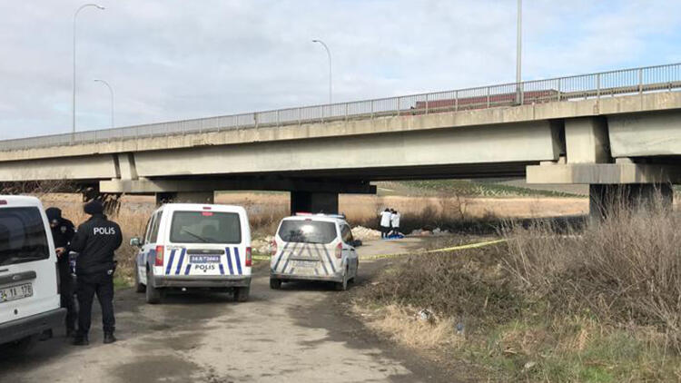 إسطنبول.. تحقيق موسع بشأن “جثة عارية” تحت أحد الجسور
