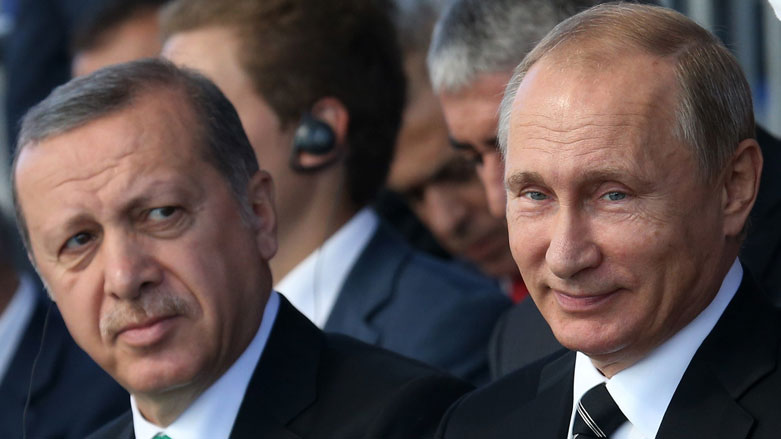 صحيفة تركية تكشف عن تفاصيل مكالمة هاتفية بين أردوغان و بوتين حول إدلب