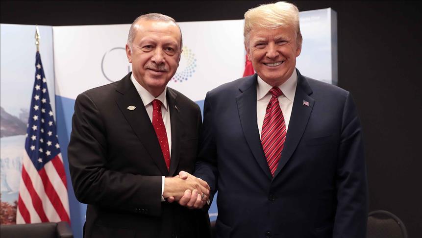 أردوغان يبحث مع ترامب سبل احتواء كورونا