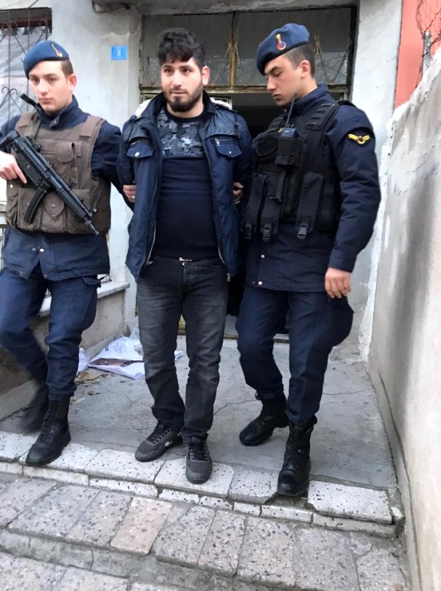 تركيا.. اعتقال 5 سوريين في قيصري بتهمة الانتماء لـ “هيئة تحرير الشام”