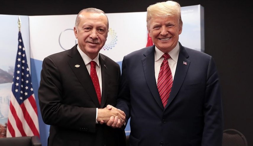 أردوغان وترامب: مواصلة “التعاون الوثيق” ضد كورونا