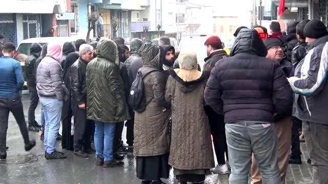 في ظروف غامضة.. وفاة لاجئ سوري بشكل مفاجئ في أحد شوارع إسطنبول