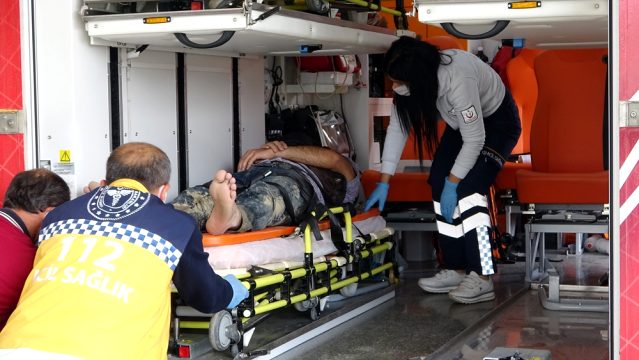 إصابة 6 سوريين بجروح جراء حادث لدى محاولتهم دخول الأراضي التركية