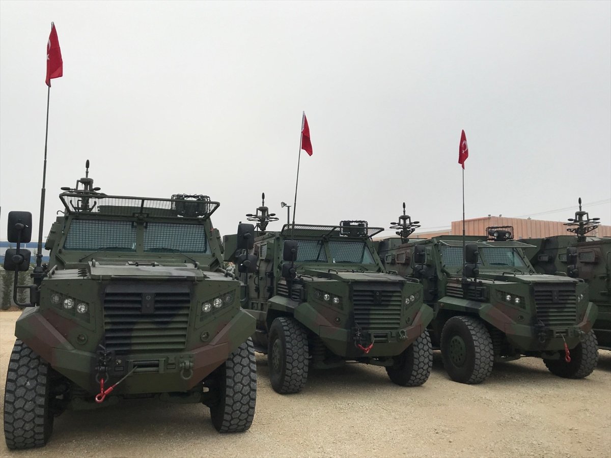 تركيا تعزّز قواتها على الحدود الأوروبية بأنظمة مراقبة من إنتاج “أسيلسان”