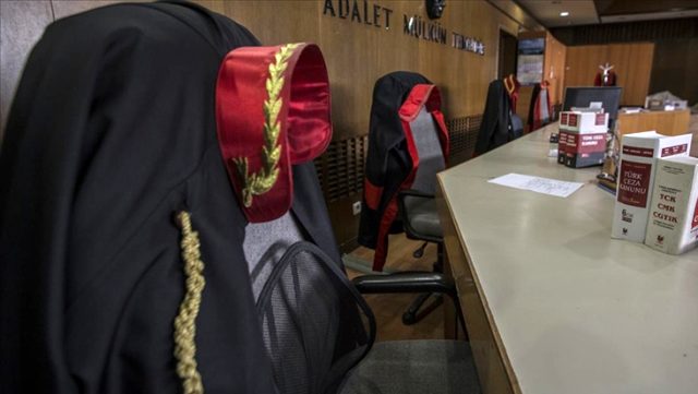 وزير العدل التركي يكشف عدد المصابين بكورونا في صفوف القضاة والمدعين العامين وموظفي الوزارة