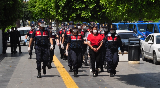السلطات التركية تلقي القبض على عصابة مخدرات في أنطاليا