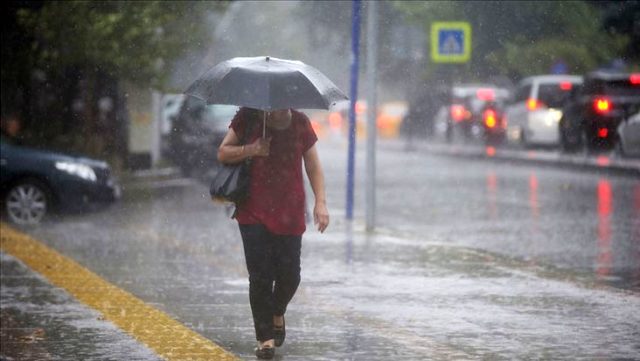 الأرصاد الجوية التركية تحذر من هطولات مطرية غزيرة في 10 ولايات
