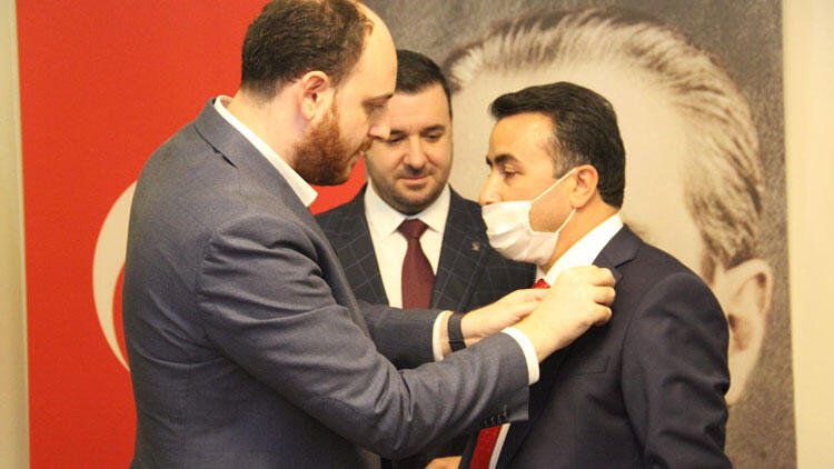 رئيس بلدية تركية جديد ينضم إلى صفوف “العدالة والتنمية”
