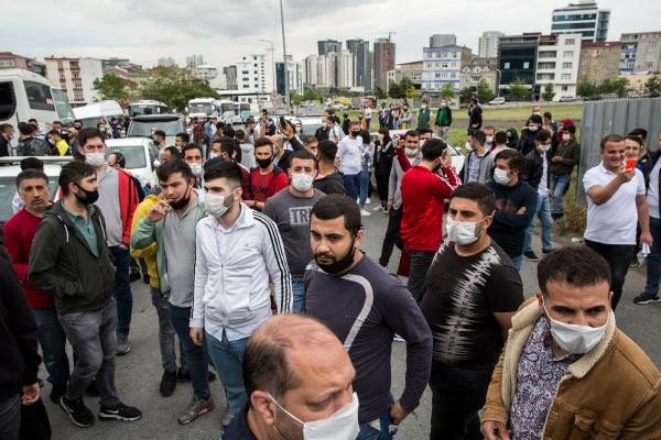 احتجاجات عمالية بإسطنبول تهدد بظهور موجة تفشي جديدة لـ كورونا