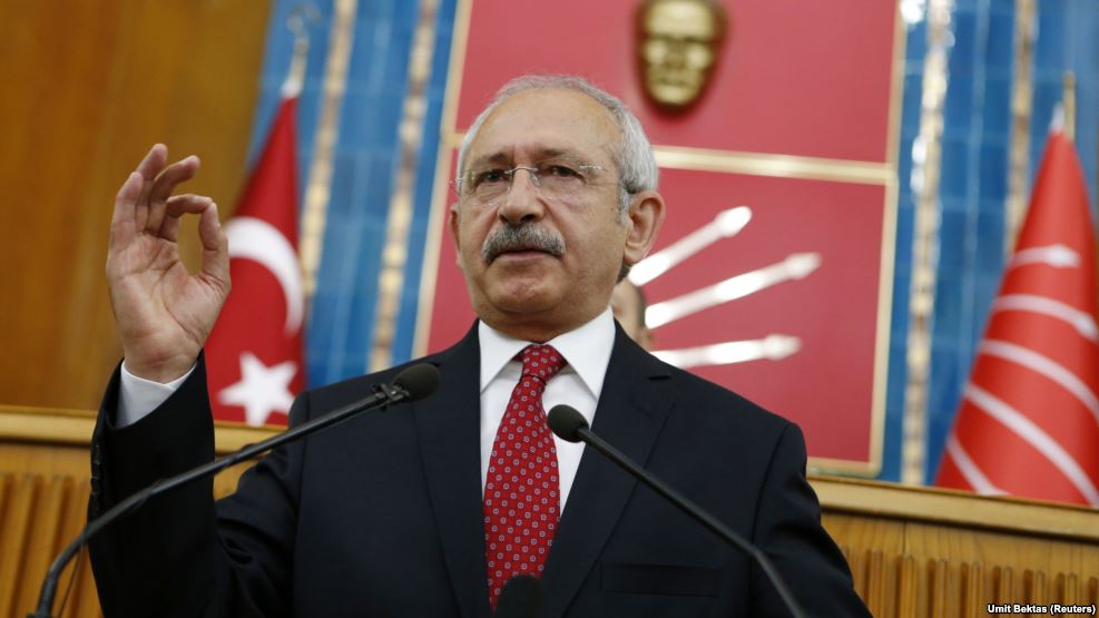 زعيم المعارضة التركية يعلق على “إمكانية” ترشيح “عبد الله غل” لانتخابات الرئاسة القادمة