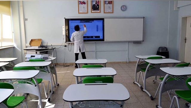 التربية التركية تحسم الجدل حول دوام الطلاب للعام الدراسي الجديد