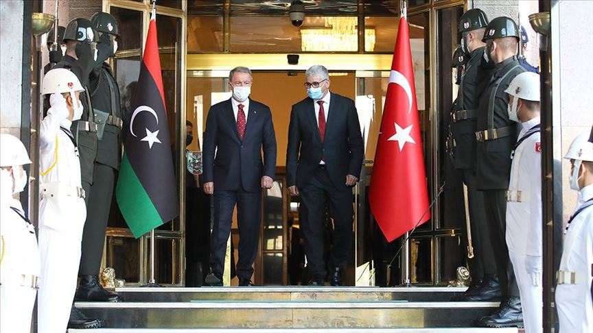 وزير الدفاع التركي يلتقي وزير الداخلية الليبي في أنقرة