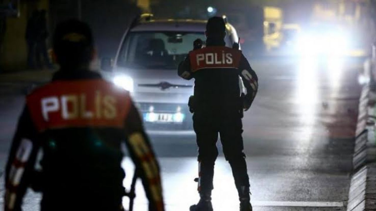 أضنة.. الأمن التركي يلقي القبض على سوريين اثنين بحوزتهما كميات كبيرة من “الحشيش”