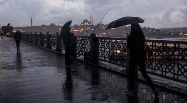 الأرصاد الجوية التركية تحذر من هطول أمطار غزيرة  في إسطنبول وكركلارلي
