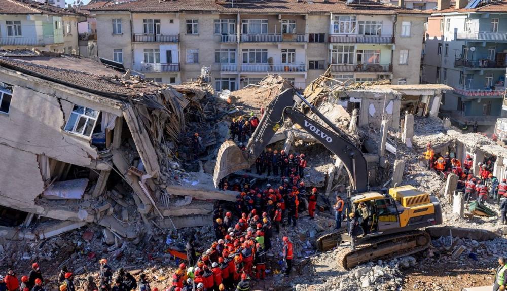 زلزال بقوة 6.6 يضرب ولاية إزمير التركية
