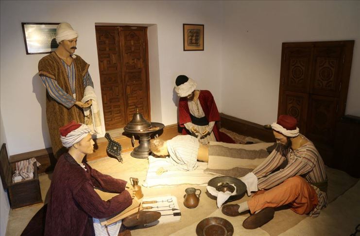 متحف “مجمع بايزيد الثاني” يوثق اهتمام العثمانيين بالصحة
