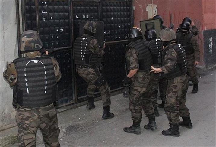 في حملة ضد “بي كا كا”.. السلطات التركية تعتقل المئات في عدد من الولايات