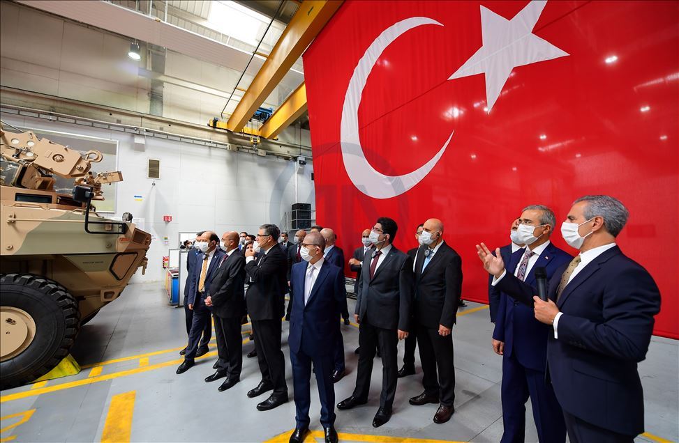 تركيا.. رئيس “الصناعات الدفاعية” يختار صور الأناضول 2020