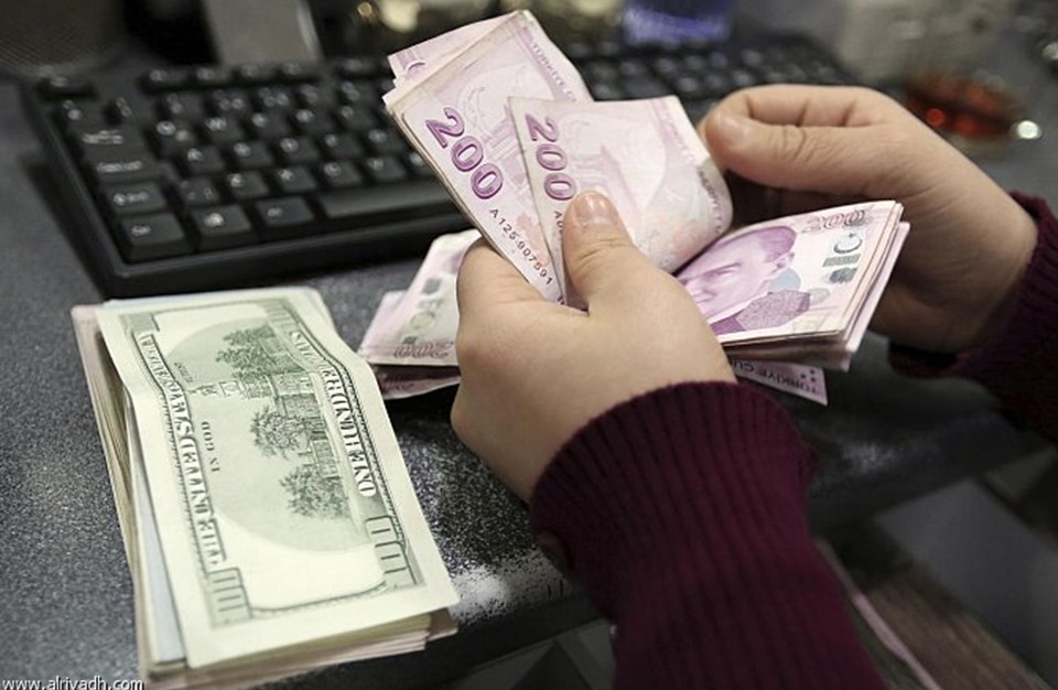 أسعار الليرة التركية مقابل الدولار والذهب