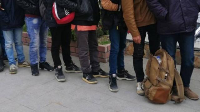 الشرطة التركية توقف 12 سورياً في ولاية تيكيرداغ