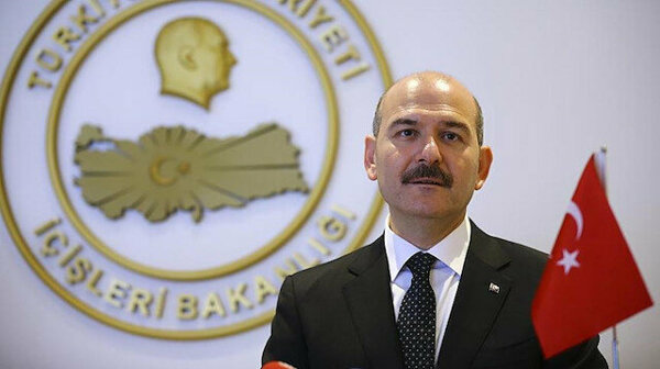 وزير الداخلية التركي: اليونان تدفع الأبرياء للموت وأوروبا تراقب