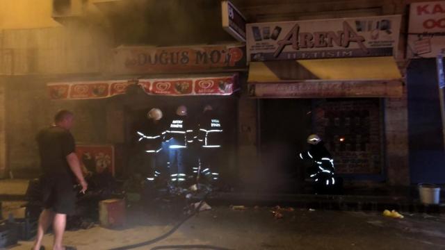 اندلاع حريق في محل بقالة لمواطن سوري في مدينة أنطاكيا