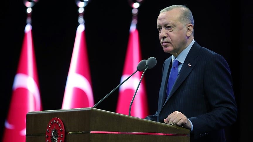 أردوغان: تركيا تسير بخطا واثقة لتكون قاعدة إنتاج إقليمية للهواتف