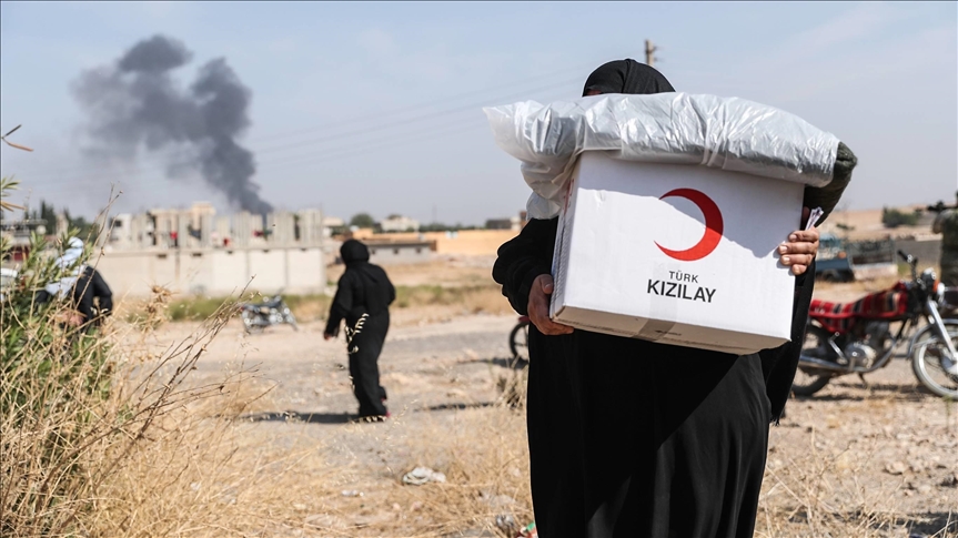 “الهلال الأحمر التركي” تكشف حصيلة مساعداتها للسوريين