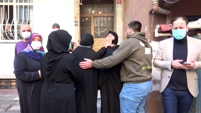إنقاذ عائلة سورية من حريق في مدينة إسطنبول