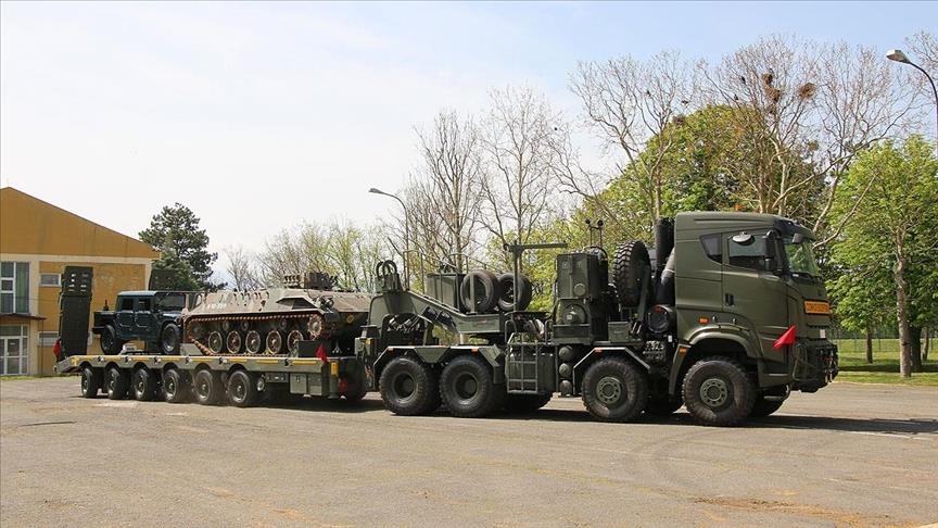 تركيا تهدي جيش شمال مقدونيا ناقلة دبابات محلية