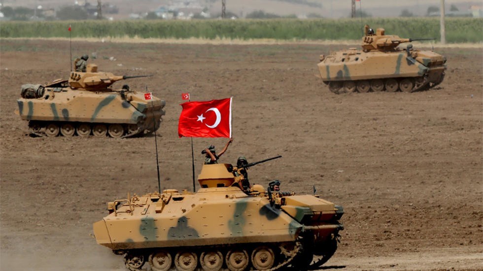 مقتل جندي تركي وإصابة آخرين بهجوم بريف إدلب