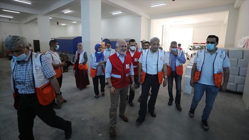 الهلال الأحمر التركي يفتتح أكبر مركز إغاثي في غزة