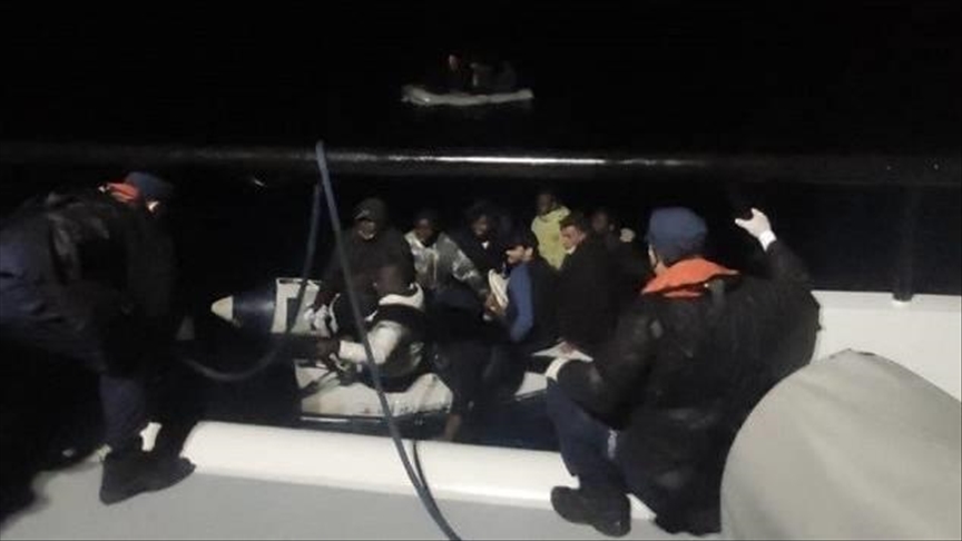تركيا.. إنقاذ 16 طالب لجوء أجبرتهم اليونان على العودة