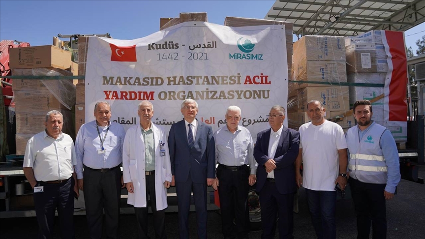 جمعية تركية تقدم مساعدات طبية لمستشفى “المقاصد” في القدس